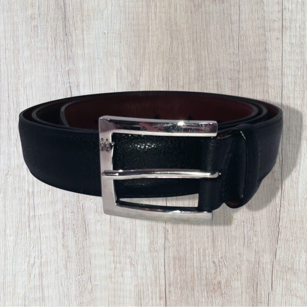 Cole Haan Edge Pebble Black Leather Belt Silver-Toned Brass Buckle A09021 Sz 42